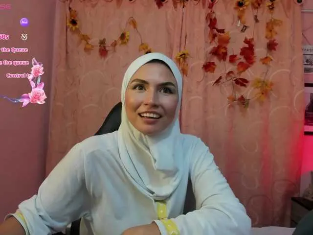 Live sex webcam photo for DarshaKhemu #291875717