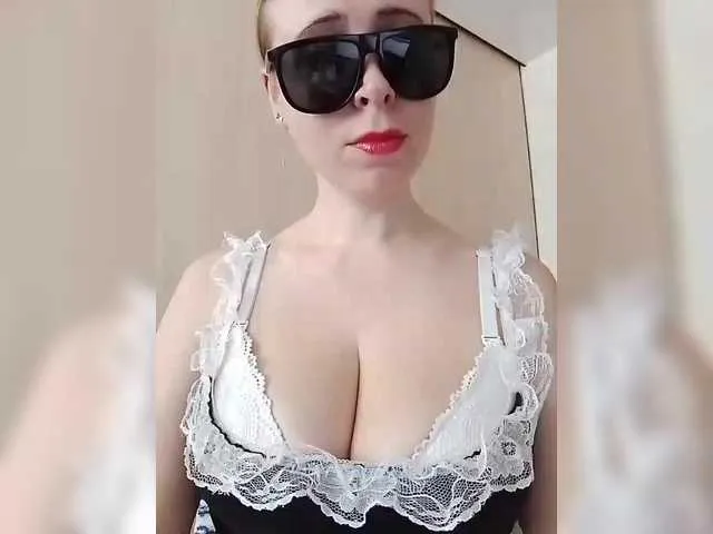 Live sex webcam photo for DashaKisa951 #290833411