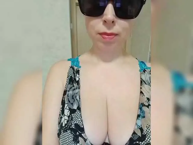 Live sex webcam photo for DashaKisa951 #292121797