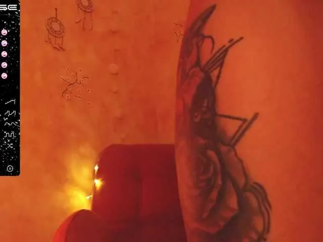 Live sex webcam photo for DashaSnow #272912812