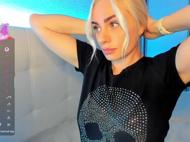 Live sex webcam photo for Dashulakiss1 #292427136