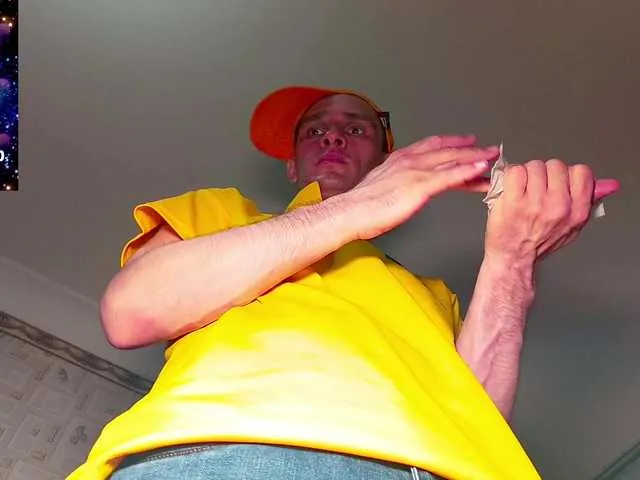Live sex webcam photo for DavidCarroll #290931290