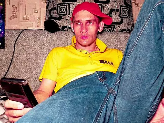 Live sex webcam photo for DavidCarroll #290992156