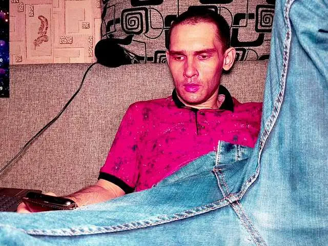 Live sex webcam photo for DavidCarroll #291254245