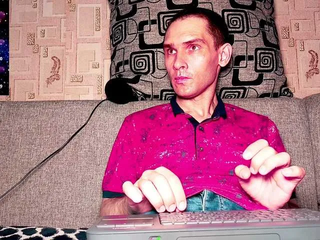 Live sex webcam photo for DavidCarroll #291301068