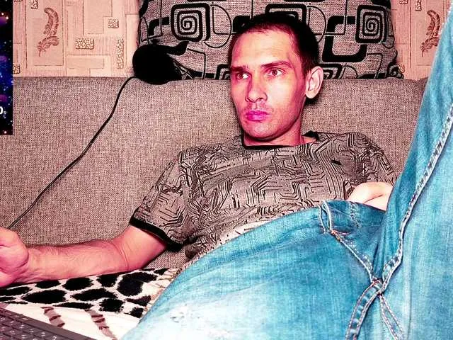 Live sex webcam photo for DavidCarroll #291419160