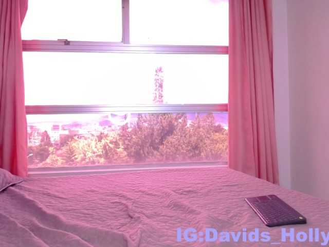 Live sex webcam photo for Davids-Holly #273814791