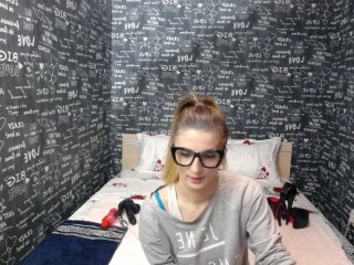 Live sex webcam photo for Daylhanna #149353412