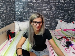 Live sex webcam photo for Daylhanna #182772302