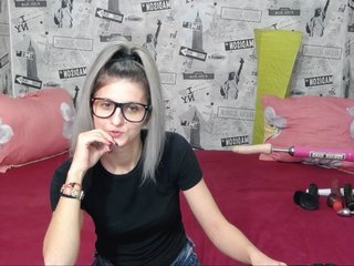 Live sex webcam photo for Daylhanna #193577208