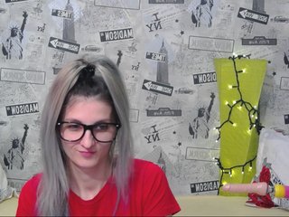 Live sex webcam photo for Daylhanna #197883876