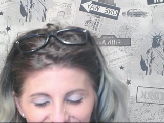 Live sex webcam photo for Daylhanna #228310825