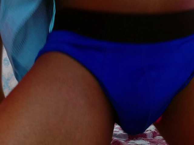 Live sex webcam photo for DayroWilsen #274587539