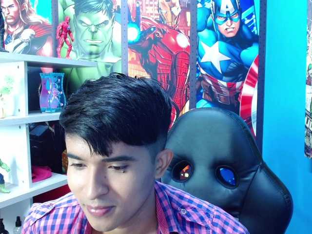 Live sex webcam photo for DayroWilsen #276789882