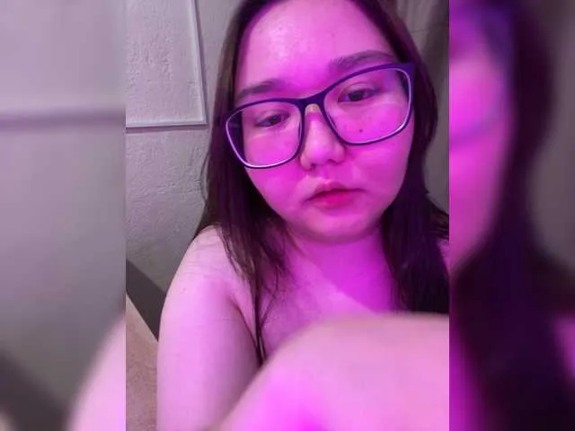 Live sex webcam photo for DebbieLu #291617865
