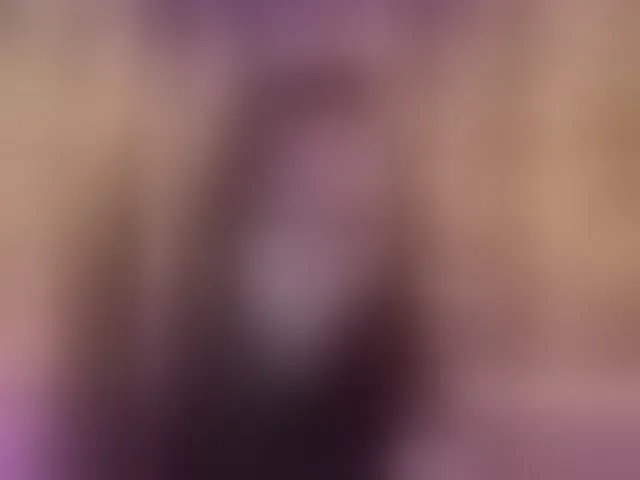 Live sex webcam photo for DebbieLu #293032749