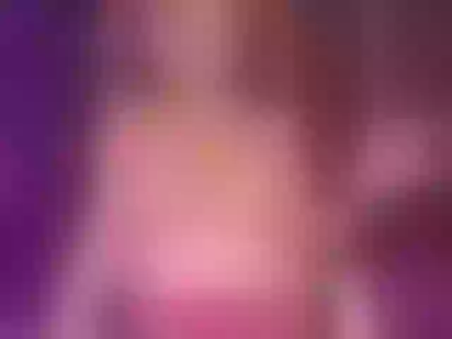 Live sex webcam photo for DeeaDiamond1 #290285607