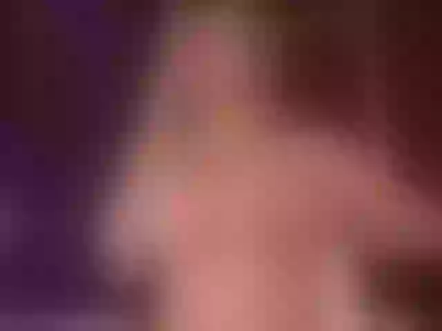 Live sex webcam photo for DeeaDiamond1 #290457552