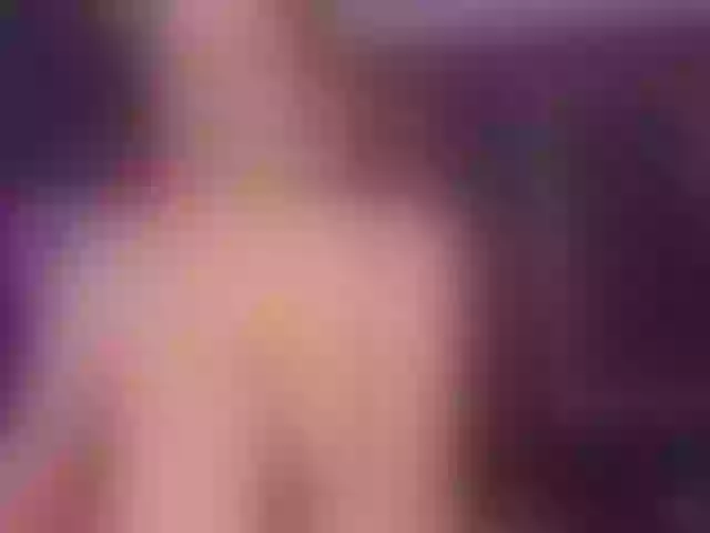 Live sex webcam photo for DeeaDiamond1 #290735657