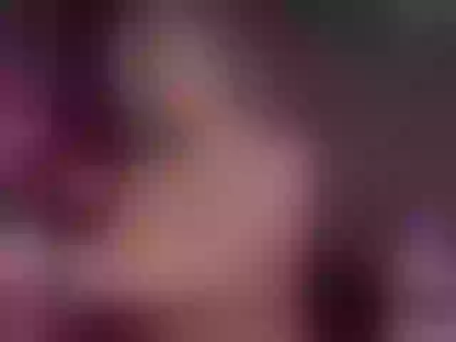 Live sex webcam photo for DeeaDiamond1 #292217433