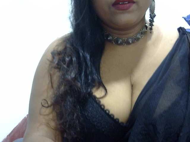 Live sex webcam photo for Deepika2397 #290006642