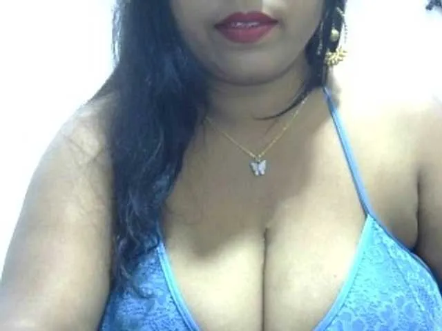 Live sex webcam photo for Deepika2397 #290528558