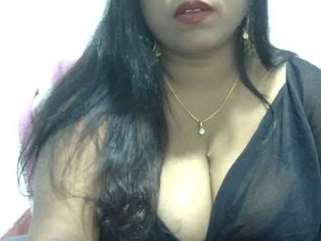 Live sex webcam photo for Deepika2397 #290902337