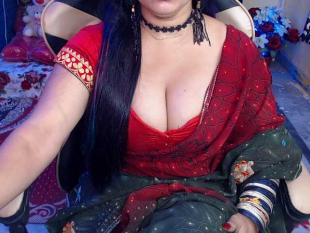 Live sex webcam photo for Deepshikha #275595615