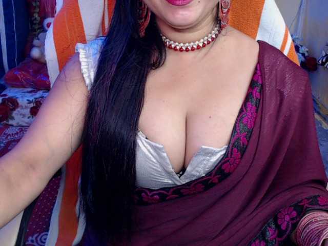 Live sex webcam photo for Deepshikha #275680999