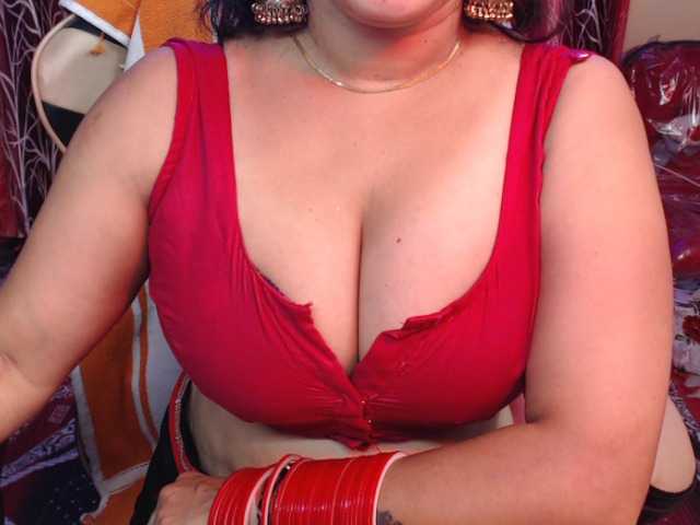 Live sex webcam photo for Deepshikha #276158693