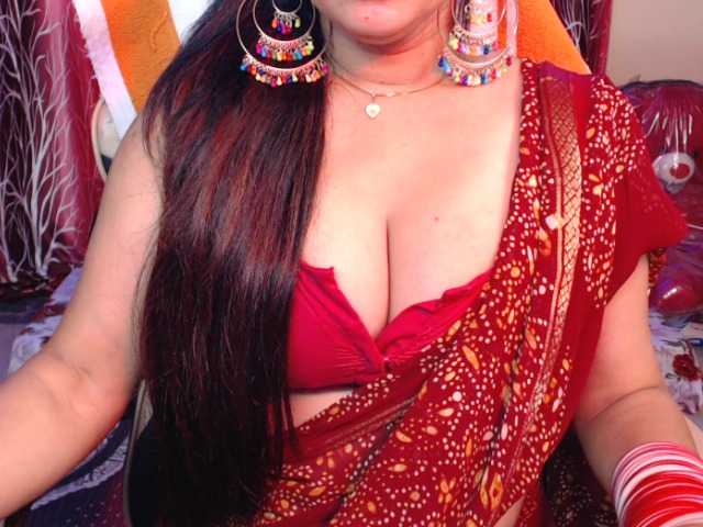 Live sex webcam photo for Deepshikha #276211575