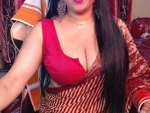 Live sex webcam photo for Deepshikha #276353602