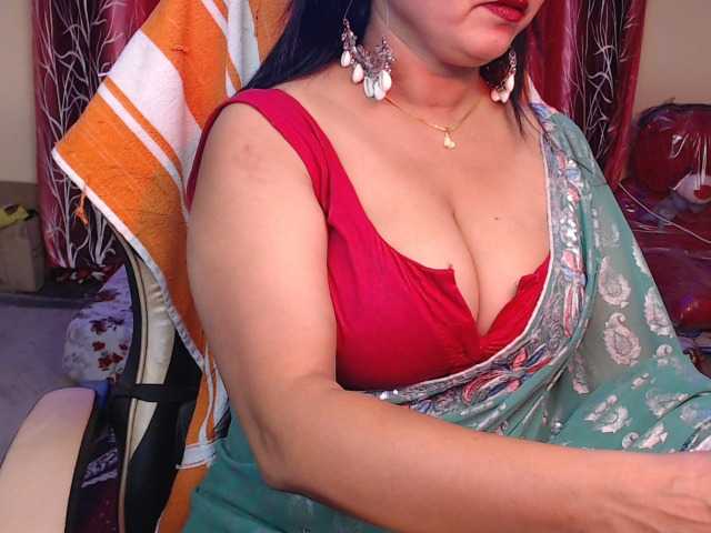 Live sex webcam photo for Deepshikha #276360580