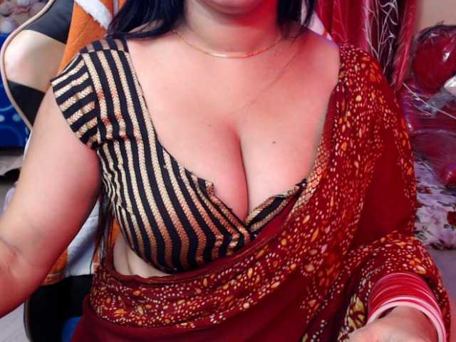 Live sex webcam photo for Deepshikha #276439381