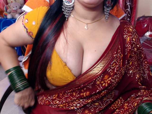 Live sex webcam photo for Deepshikha #276513016