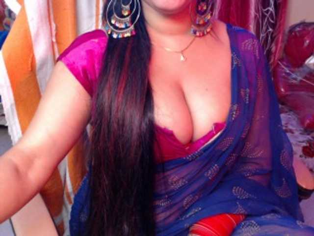 Live sex webcam photo for Deepshikha #276570963