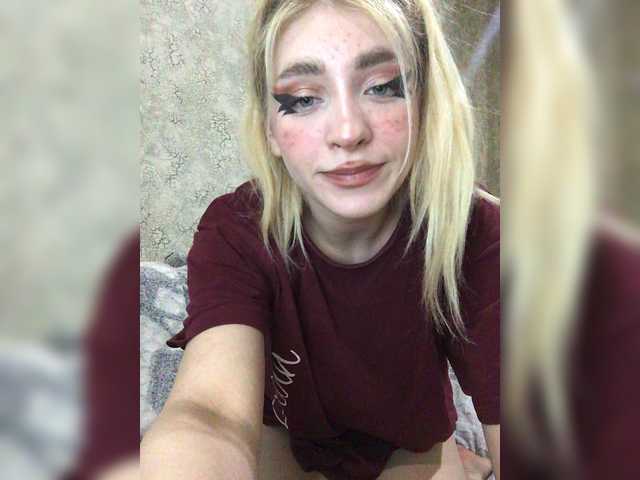 Live sex webcam photo for Delinia #273054193