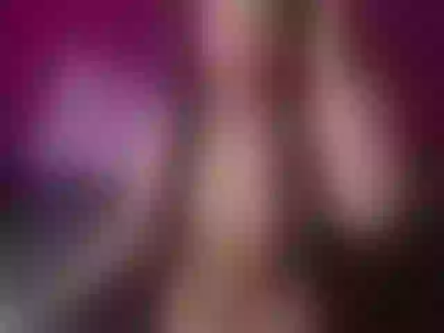 Live sex webcam photo for DelphineSky #290393574