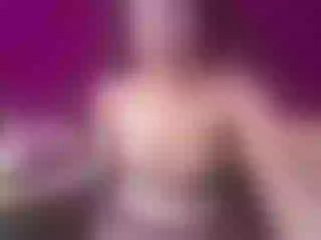 Live sex webcam photo for DelphineSky #290677981