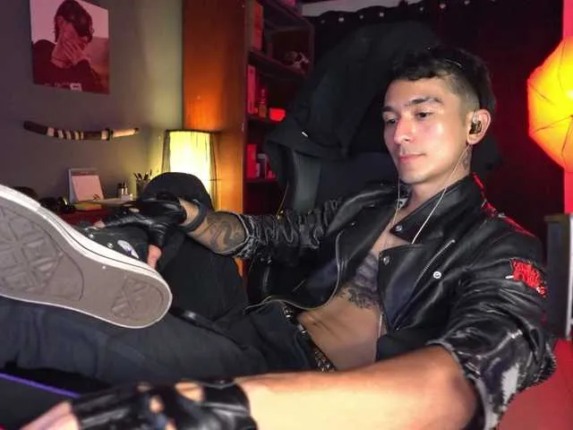 Live sex webcam photo for Demonlust666 #290576179