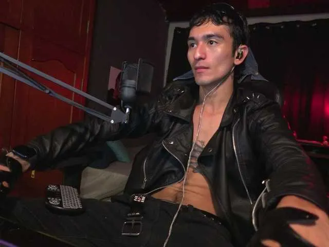 Live sex webcam photo for Demonlust666 #291340229