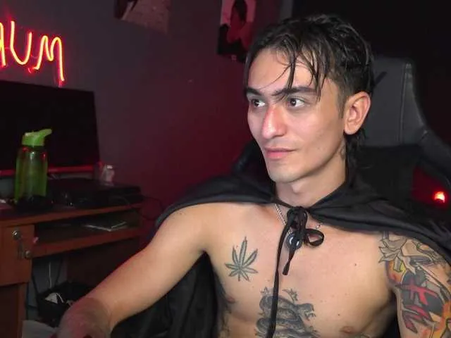 Live sex webcam photo for Demonlust666 #292214778