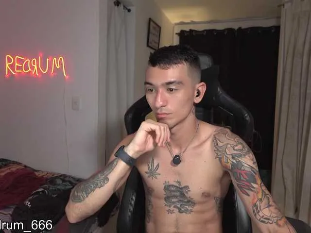 Live sex webcam photo for Demonlust666 #293626622