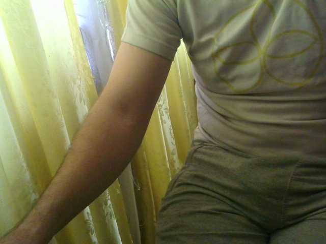 Live sex webcam photo for Deniera1 #291042076