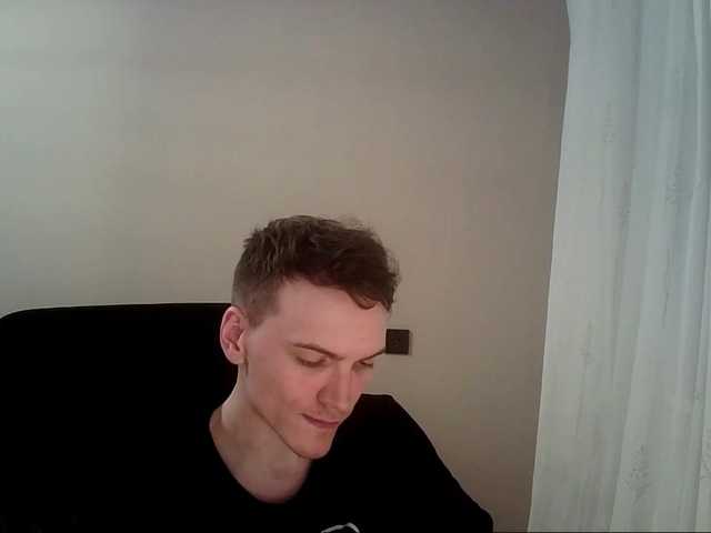 Live sex webcam photo for DenisYurchuk #273299294