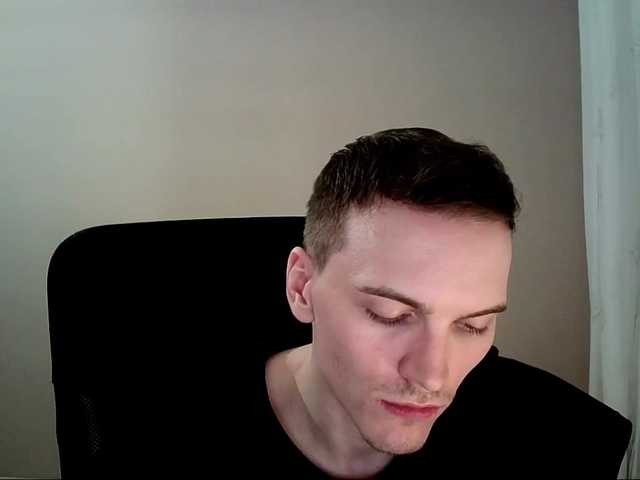 Live sex webcam photo for DenisYurchuk #273340132