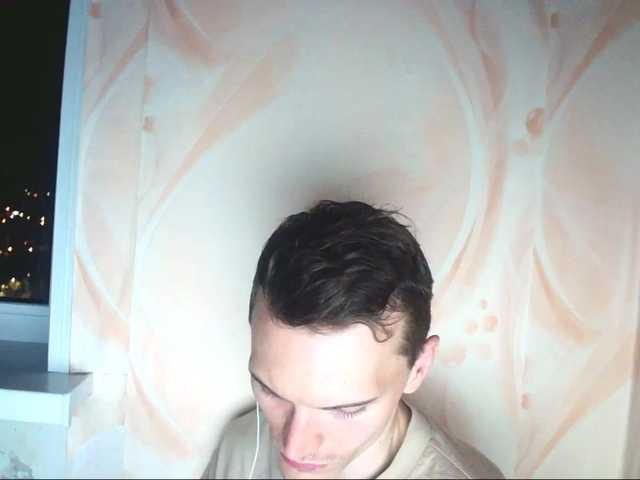 Live sex webcam photo for DenisYurchuk #275527079