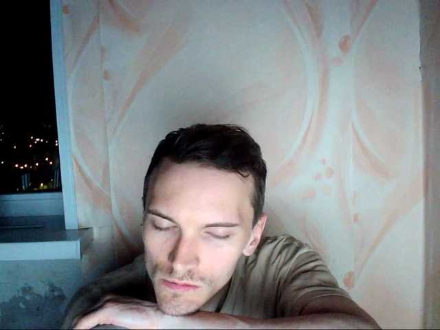 Live sex webcam photo for DenisYurchuk #275599888