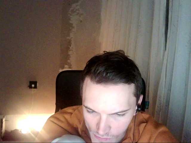 Live sex webcam photo for DenisYurchuk #277030458