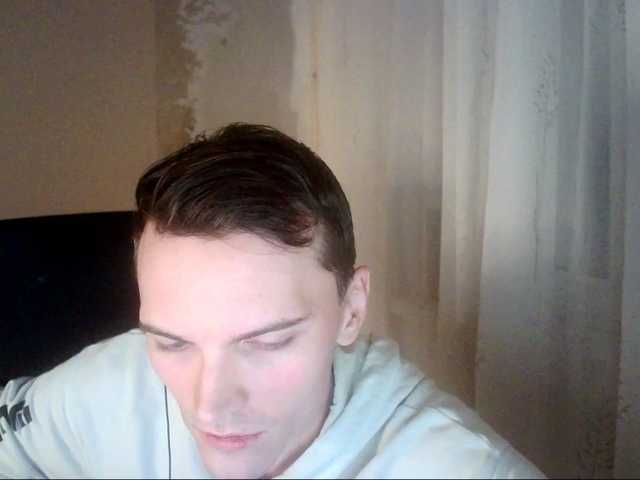 Live sex webcam photo for DenisYurchuk #277368273